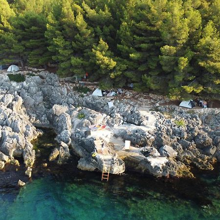 Pine Side Camp Himare Exterior foto