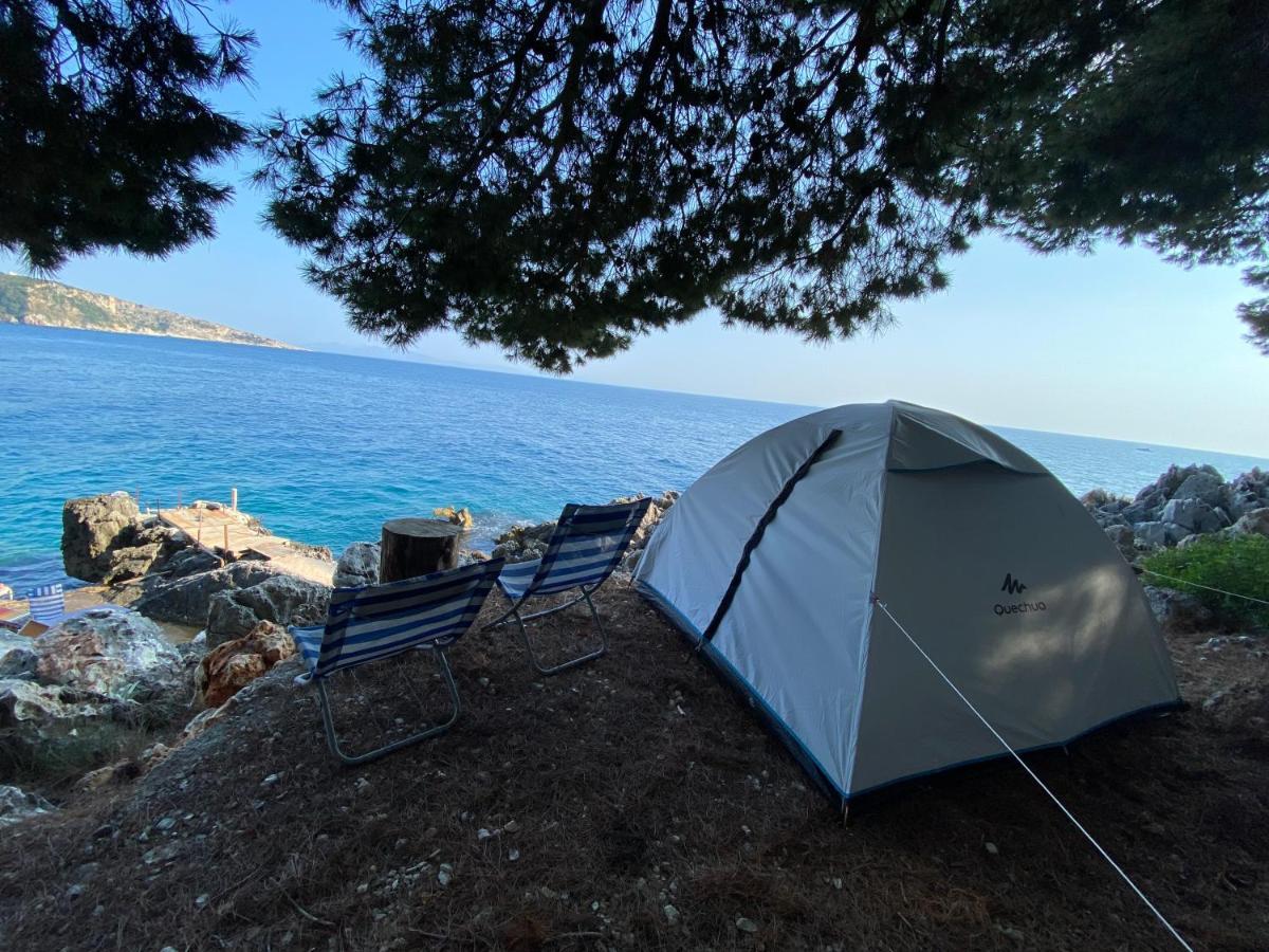 Pine Side Camp Himare Exterior foto